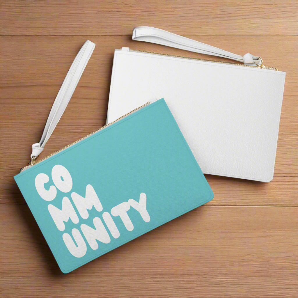 A Community Clutch in Turquoise